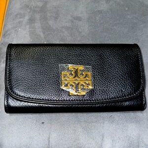 Tory Burch Black Leather Continental Wallet with Gold Logo